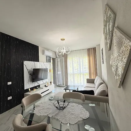 Five Em Appartement
